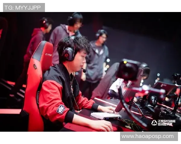 全明星赛中FPX战术表现分析与评价探讨实时新闻 全明星赛中FPX战术表现分析与评价探讨实时新闻